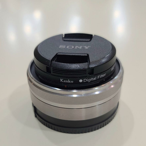 SONY 알파 렌즈 E 16mm F2.8 팝니다