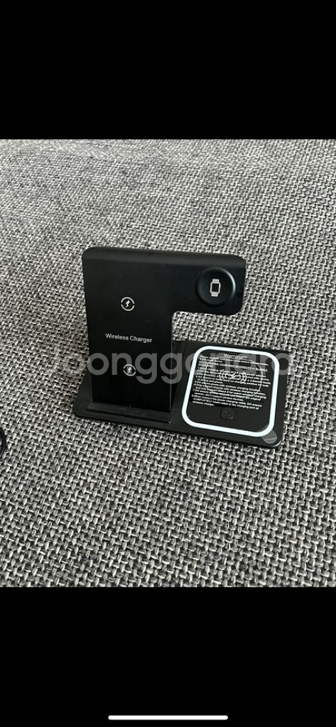 3in1 무선충전(휴대폰,애플워치,에어팟)팔아요--1