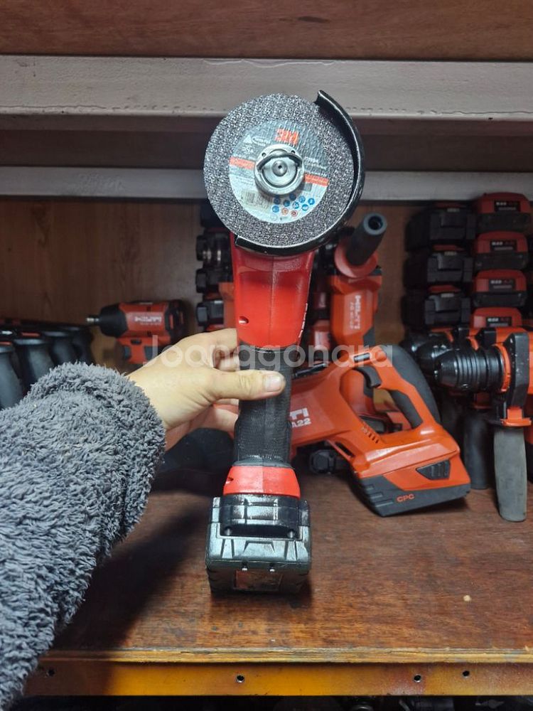 밀워키충전그라인더 M18 FSAG100.4인치 최상급.--5