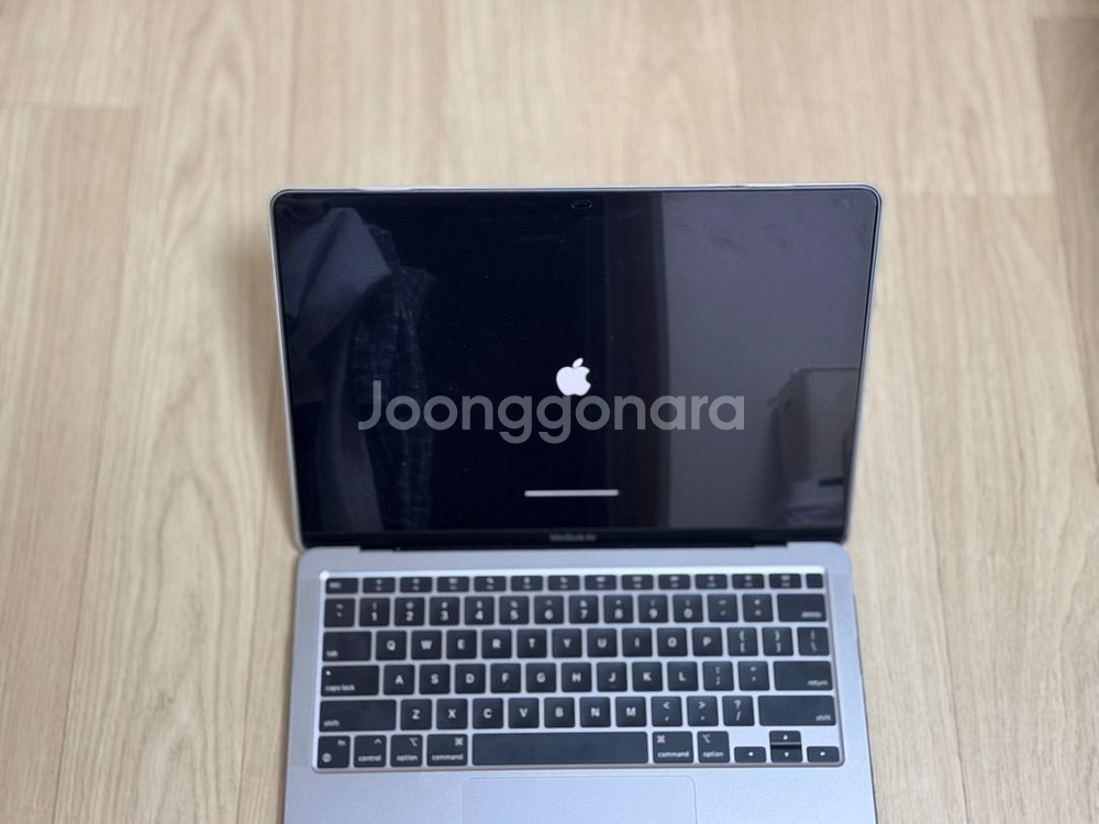 맥북에어 M1 2020 13인치 실버 8G/256GB--1
