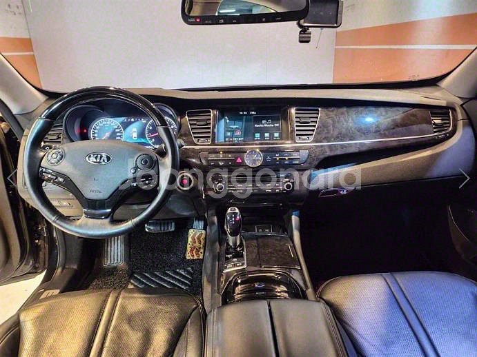 @17년식 더 뉴K9(KH) 3.8 GDI 이그제큐티--6