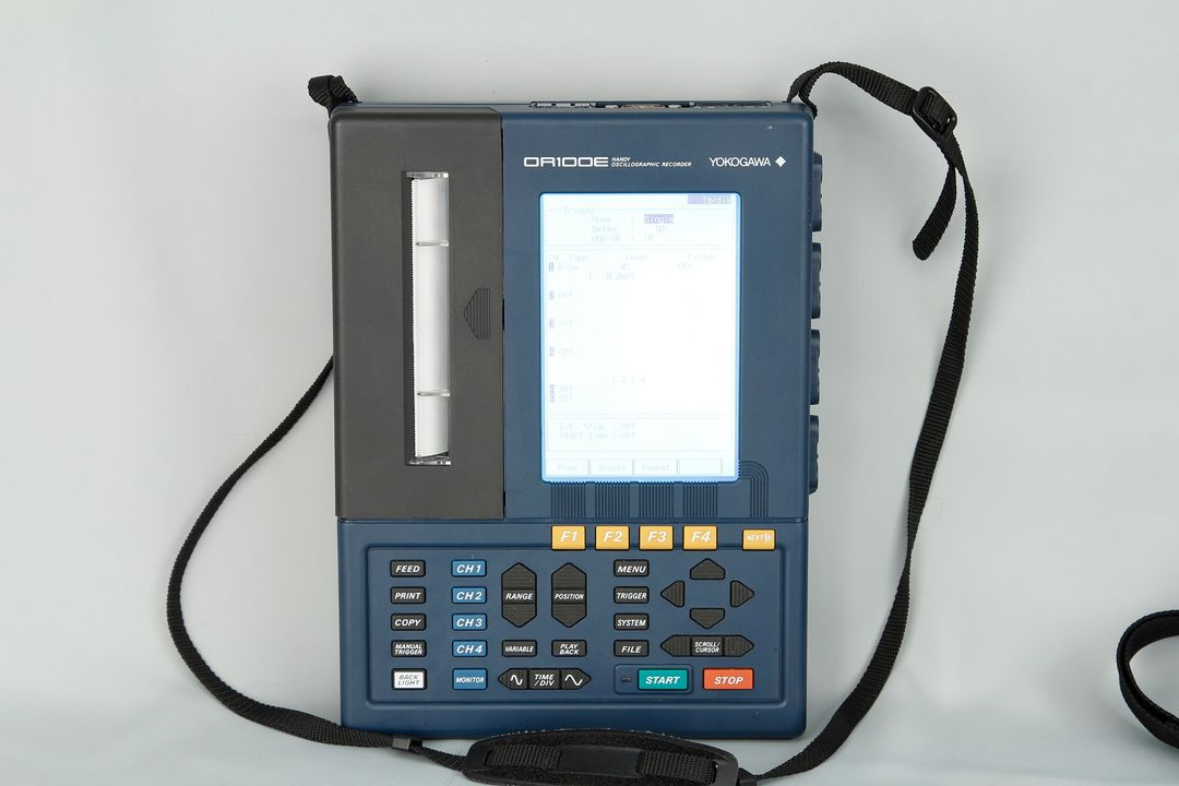 Yokogawa OR100E 핸디형 오실로그래픽 레코더--1