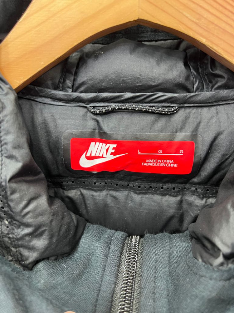 정품) 나이키 에어로프트 여성패딩 L--6