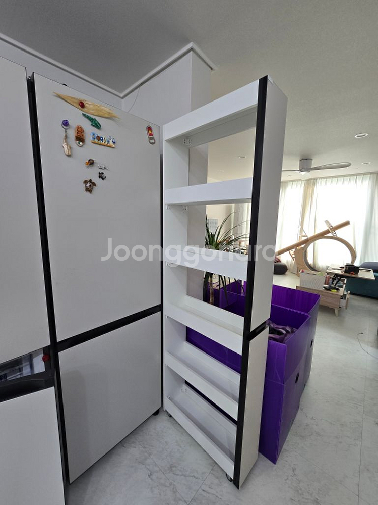 냉장고 틈새수납장 팬트리 판매합니다--1