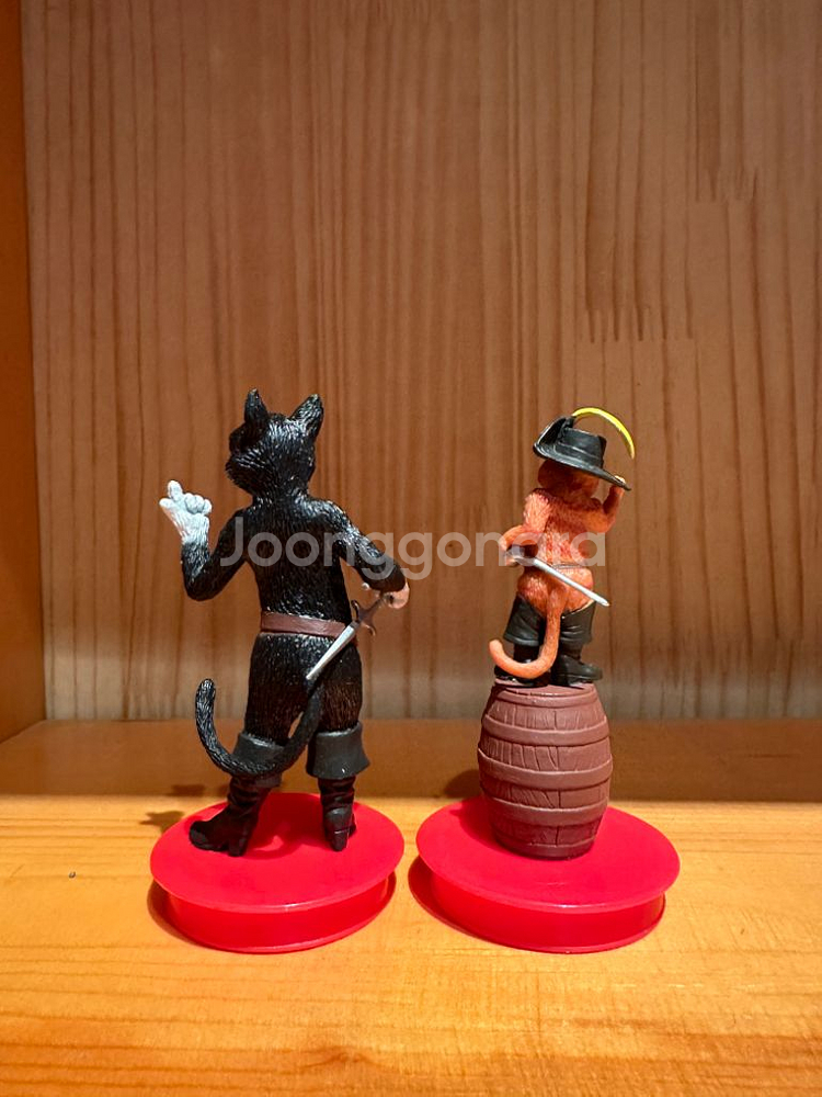 CGV 장화신은 고양이 피규어(고전 완구)--1