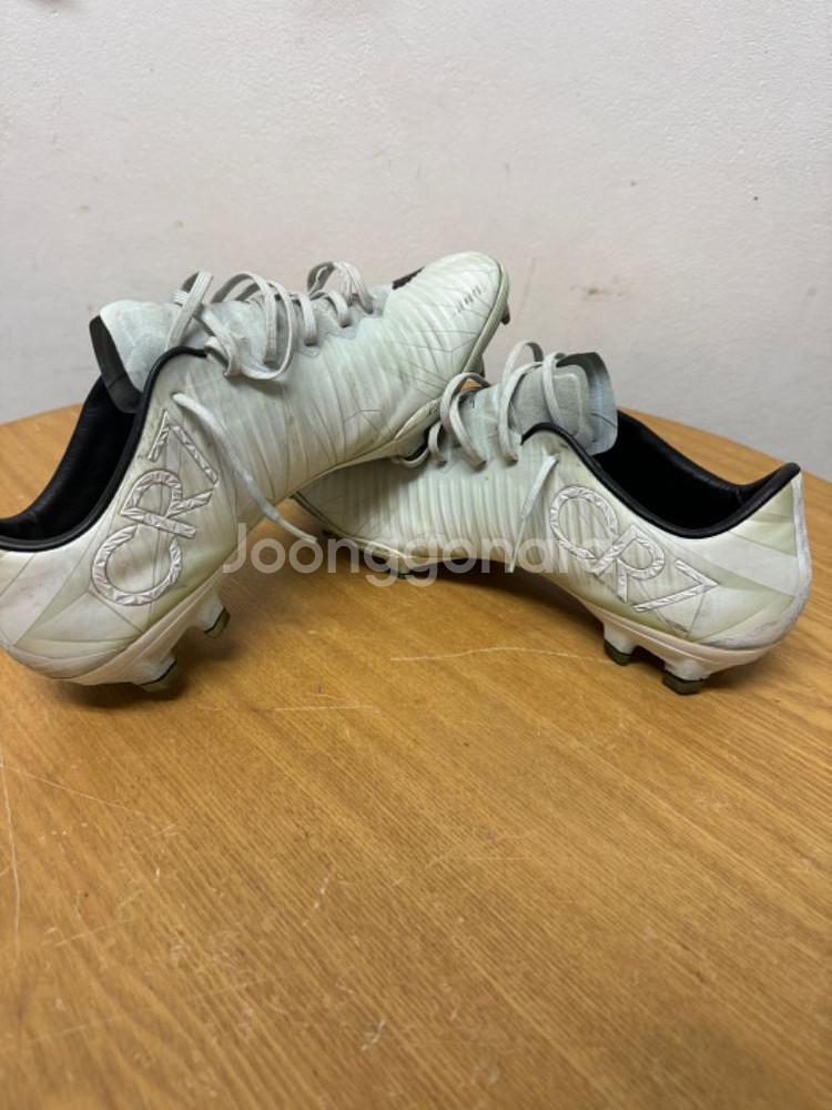 나이키 머큐리얼 베이퍼11 CR7 FG--1