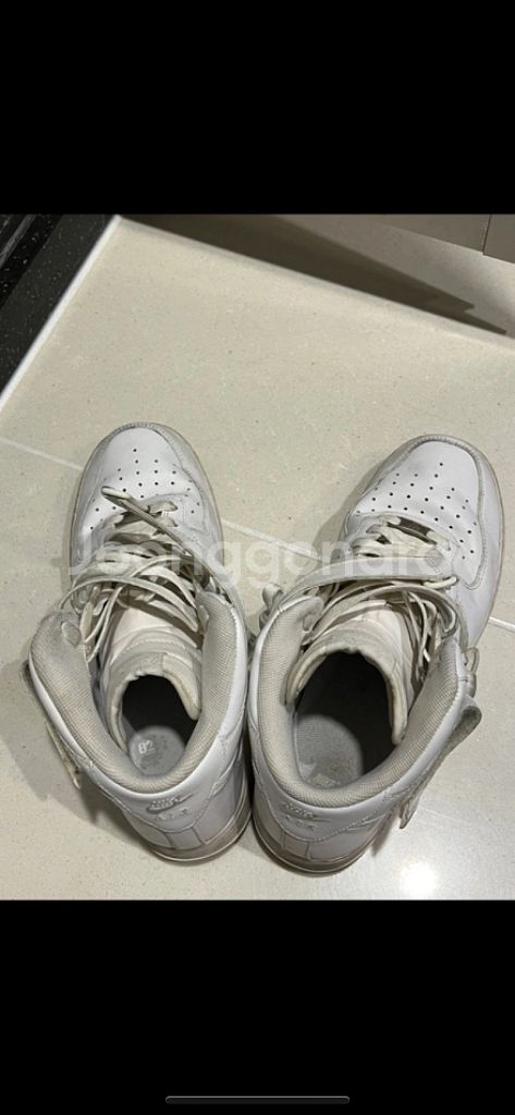 나이키 에어포스1 미드--1