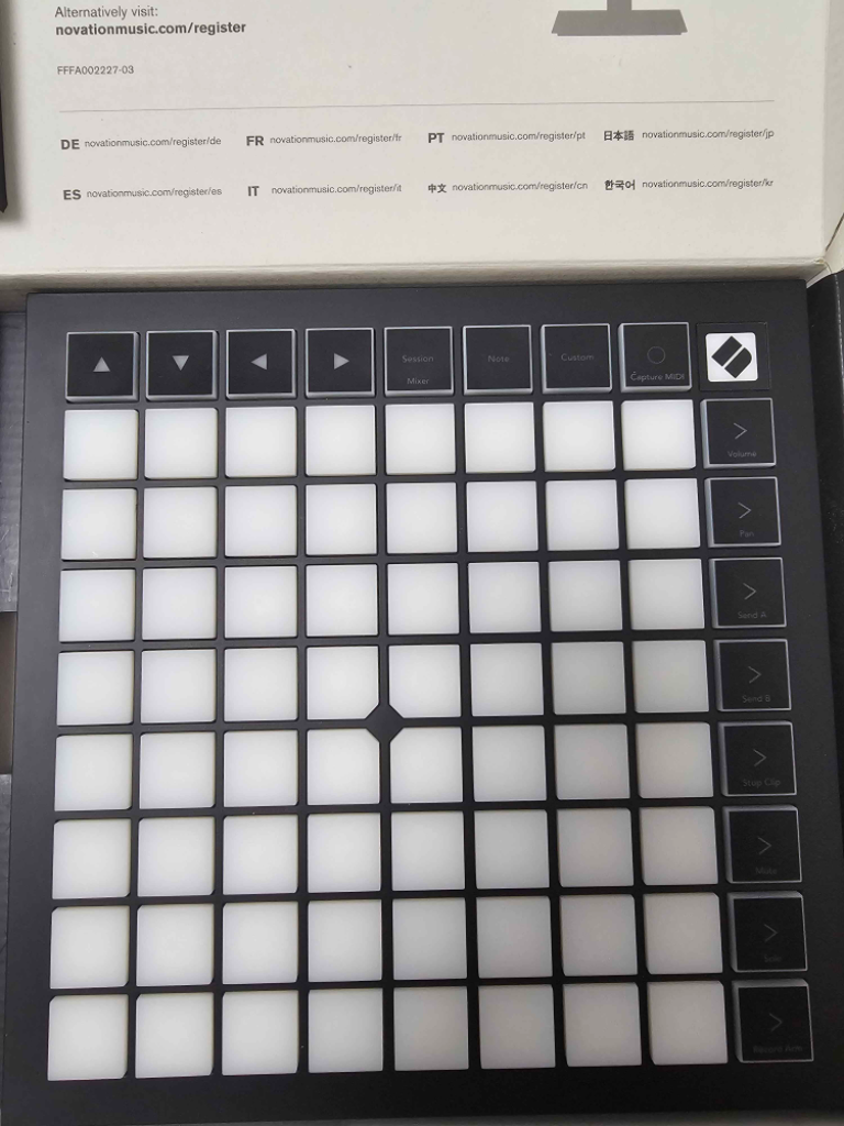 Novation Launchpad 런치패드 X