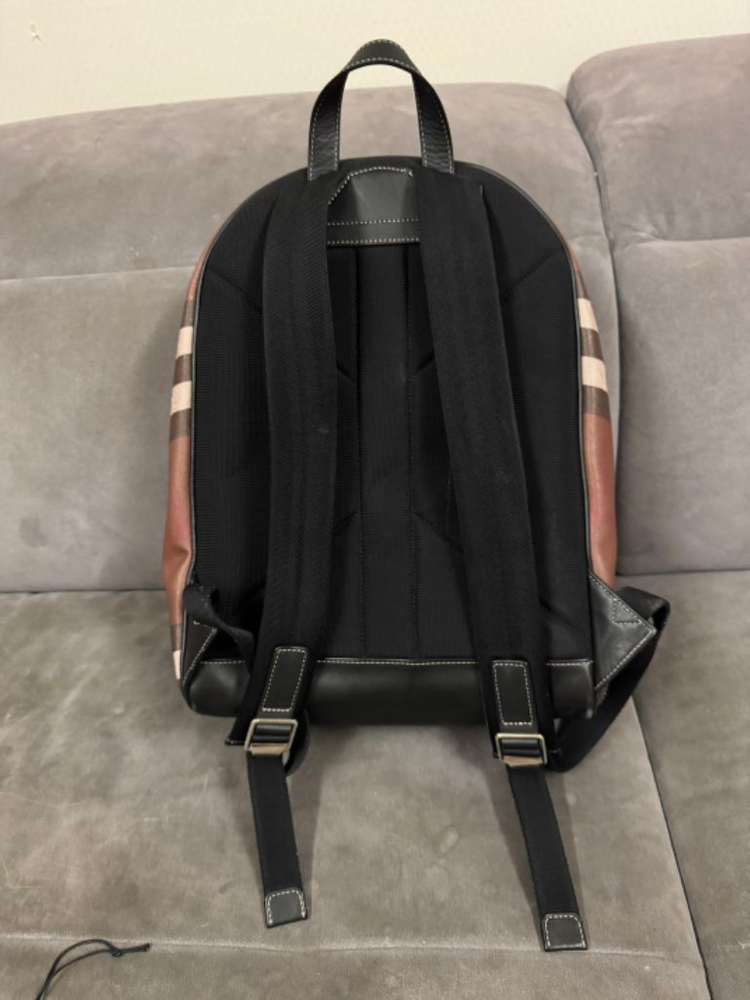 버버리 백팩 8051414--2