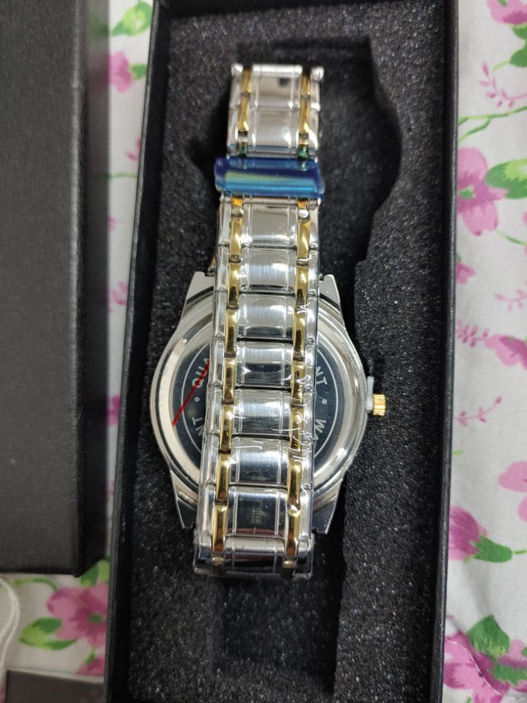 남성 ㅡ 고급 메탈 쿼츠 시계--4