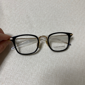 톰브라운 THOMBROWNE TBX905(49)-05