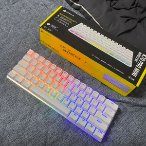 커세어 k70 pro mini 화이트 유무선 키보드