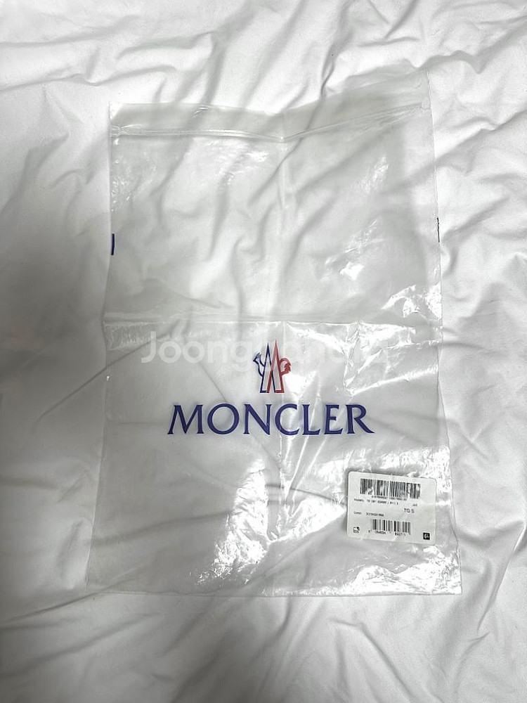 몽클레어 카라티--6