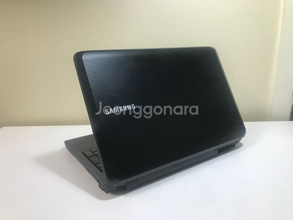 펜티엄 삼성노트북 15인치 램4 ssd120--1