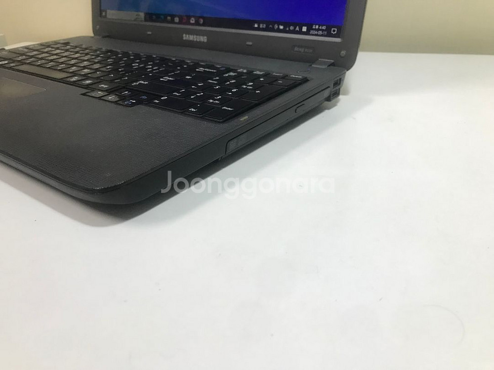 펜티엄 삼성노트북 15인치 램4 ssd120--7