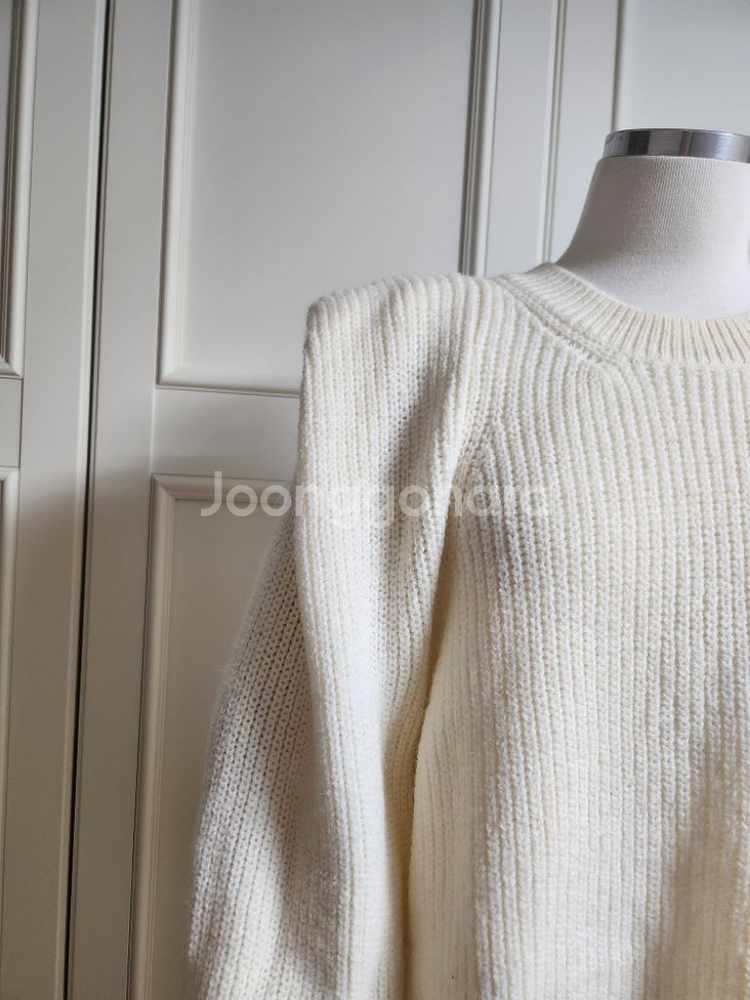 파워숄더 니트티 (새상품)--2