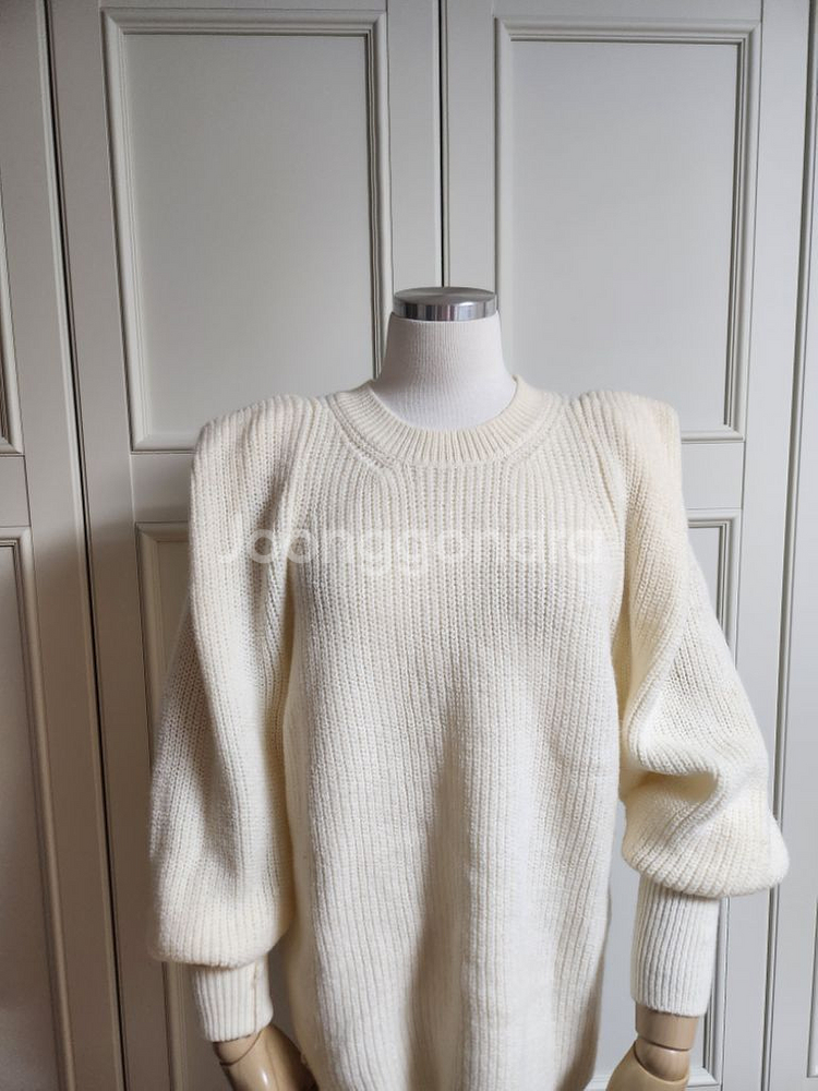 파워숄더 니트티 (새상품)--3