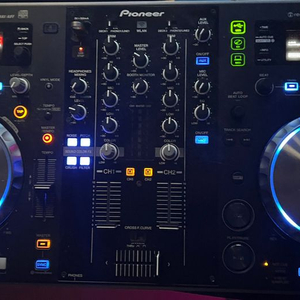 XDJ R1