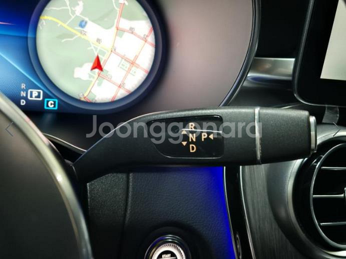 @21년식 GLC클래스 GLC 300e 4매틱 쿠페--8