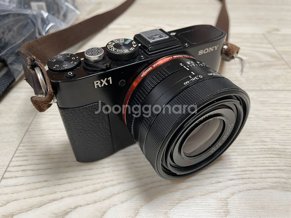 소니 RX1 + FDA-EV1MK 판매합니다--2
