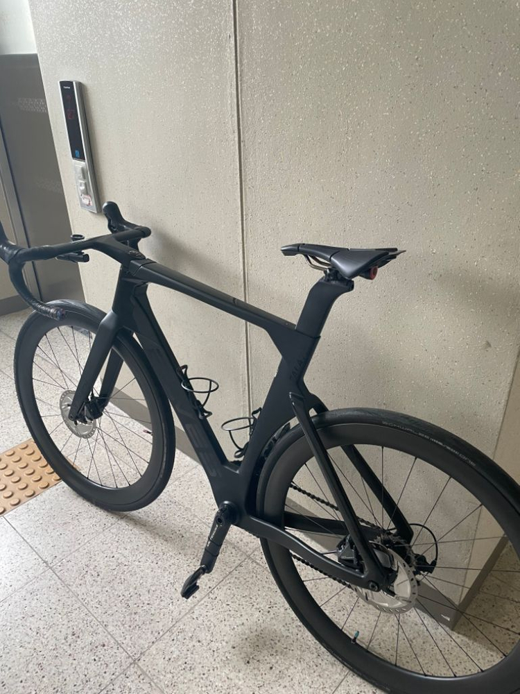 엘브스 팔라스 에보 로드 자전거 이미지