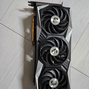 라데온 RX6800 MSI GAMING X TRIO