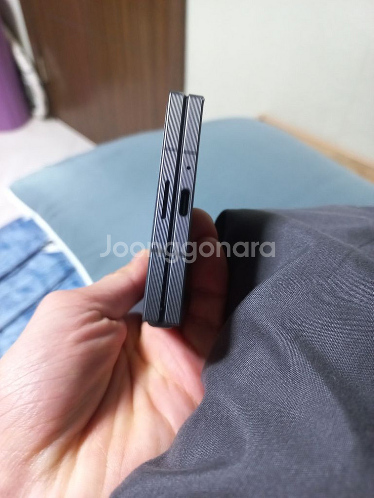 폴드se 스페셜 에디션 220만원에 팝니다--4