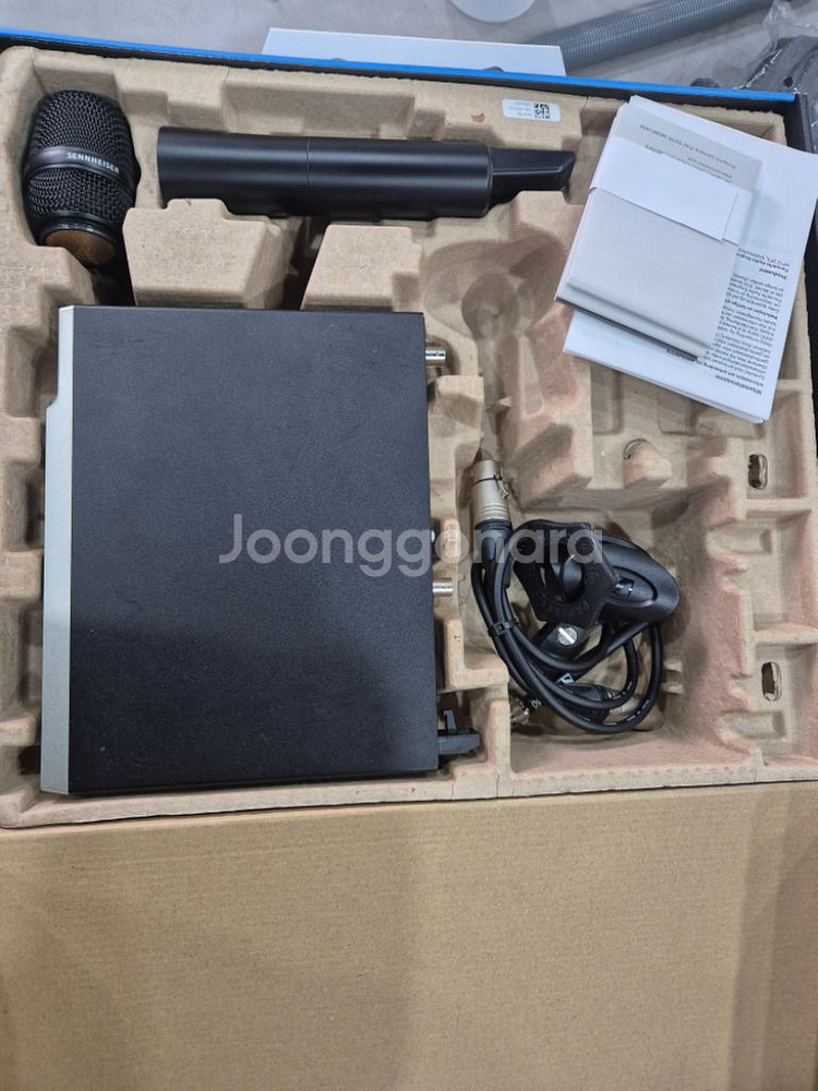 젠하이저 EW-D 835 마이크셋 팝니다--2