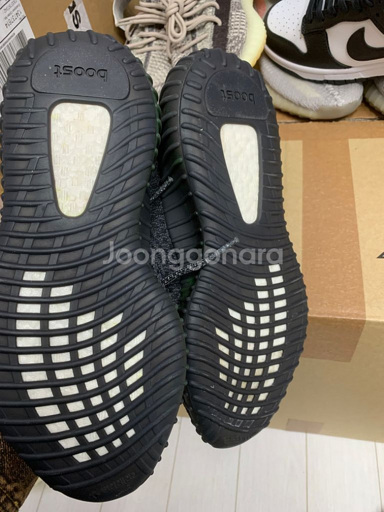 이지부스트 350V2 사이즈 250--5