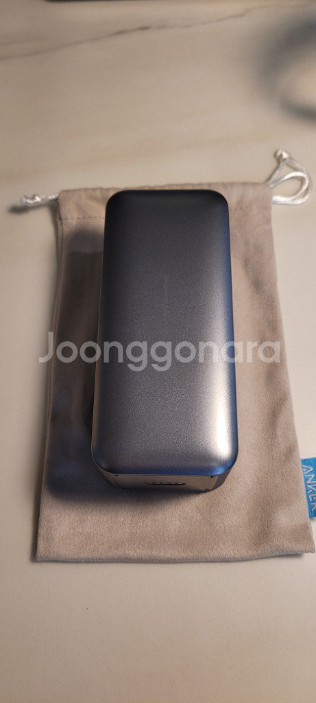 Anker A1336 파워뱅크 판매합니다.--4