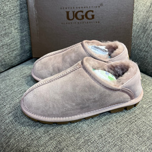 UGG 어그정품 240