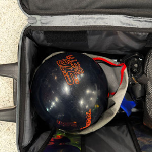 볼링공, 볼링화