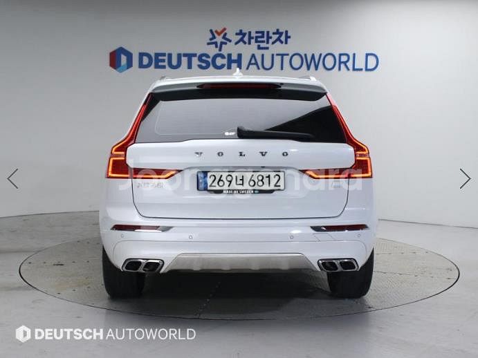 @21년식 XC60(2세대) T8 AWD 인스크립션--3