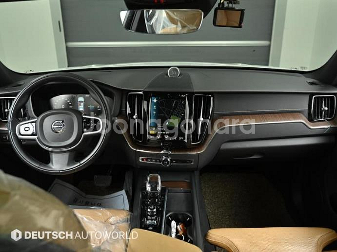 @21년식 XC60(2세대) T8 AWD 인스크립션--6