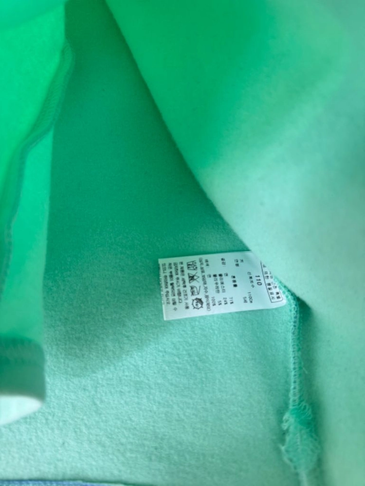 미착용) 리틀그라운드 테일스쿱 기모 티셔츠 110 이미지