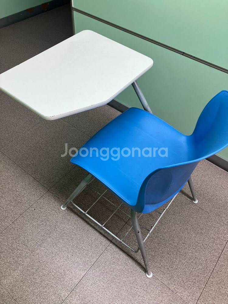 일체형 책상 의자 (학원, 강당,스터디카페 등)--1