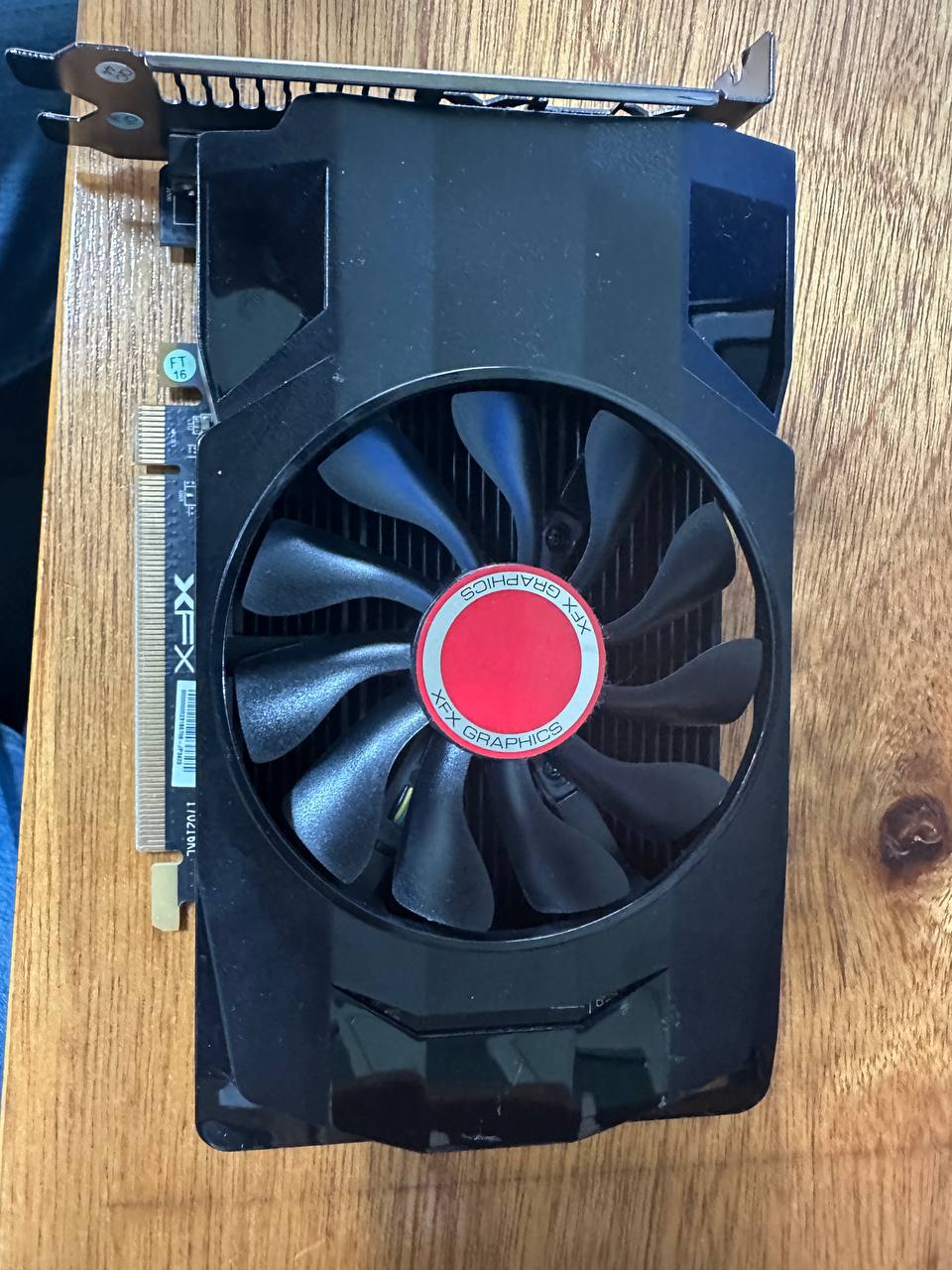 XFX 라데온 rx550 팝니다