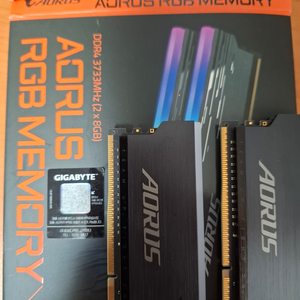 AORUS DDR4 8gb x2