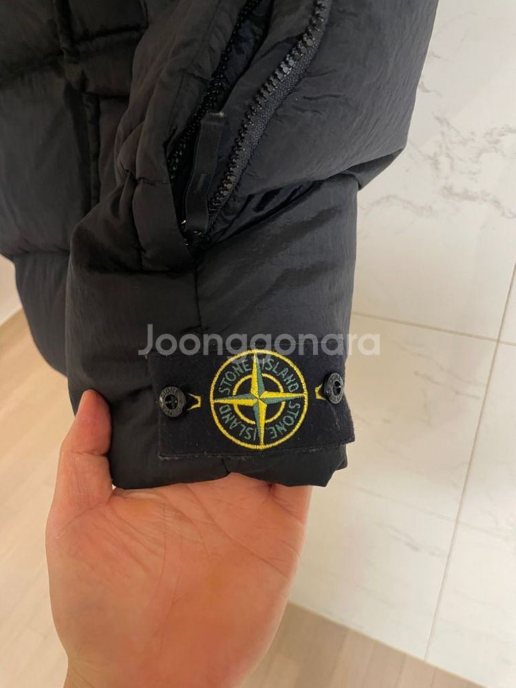 스톤아일랜드 나일론 메탈 조끼--2