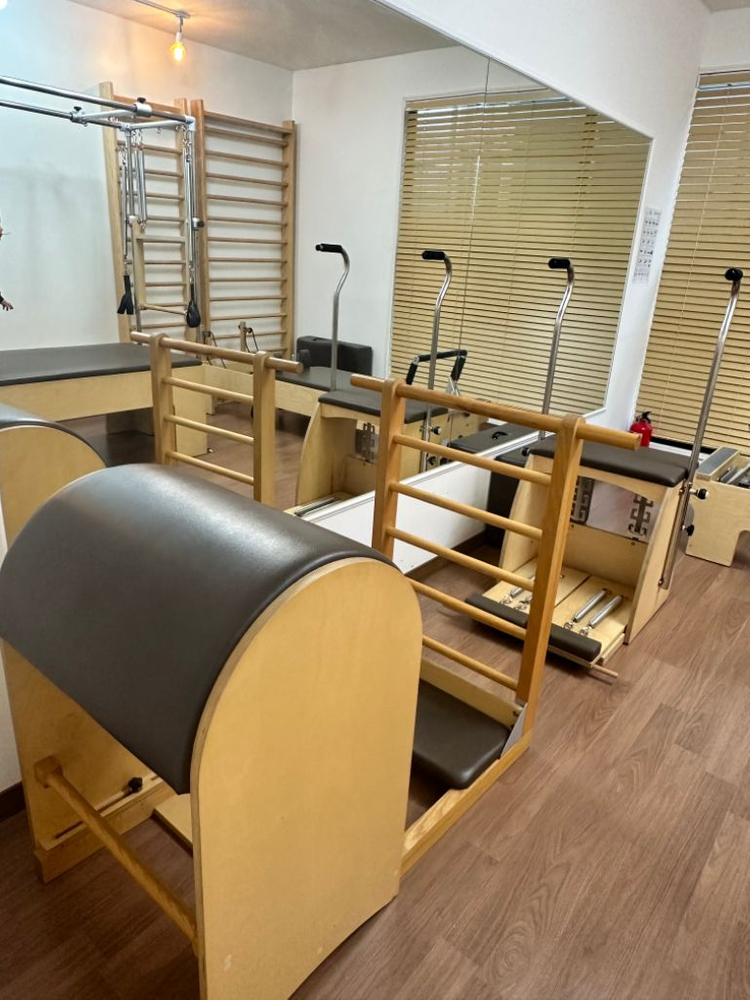 필라테스 기구 급매 합니다.--2