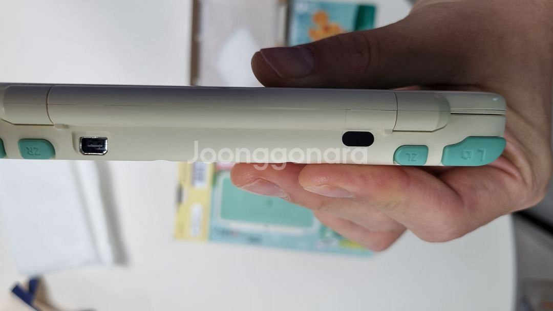 닌텐도2ds xl 튀동숲에디션 판매해요--3
