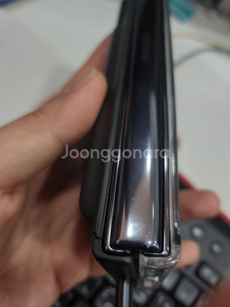 갤럭시 z폴드4 512GB 내부액정 s펜으로만 사용가능--3