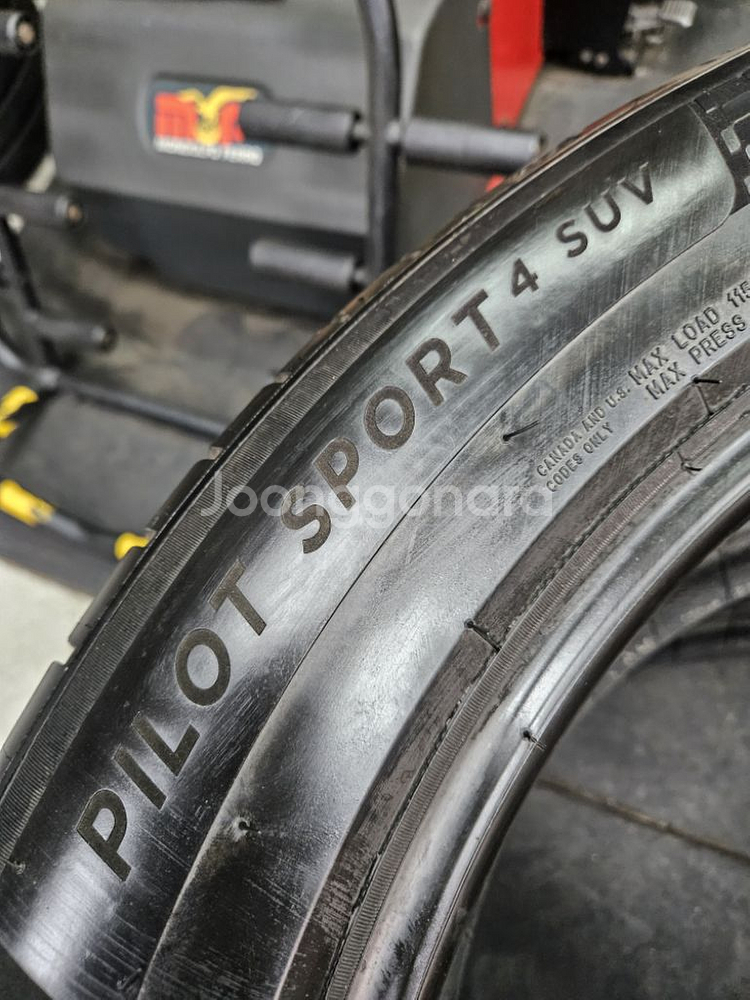 285 45 21 중고 미쉐린 파일럿스포츠4suv--5