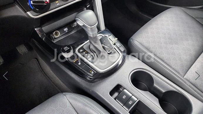 @21년식 셀토스 1.6 가솔린 2WD 트렌디 전국최--8