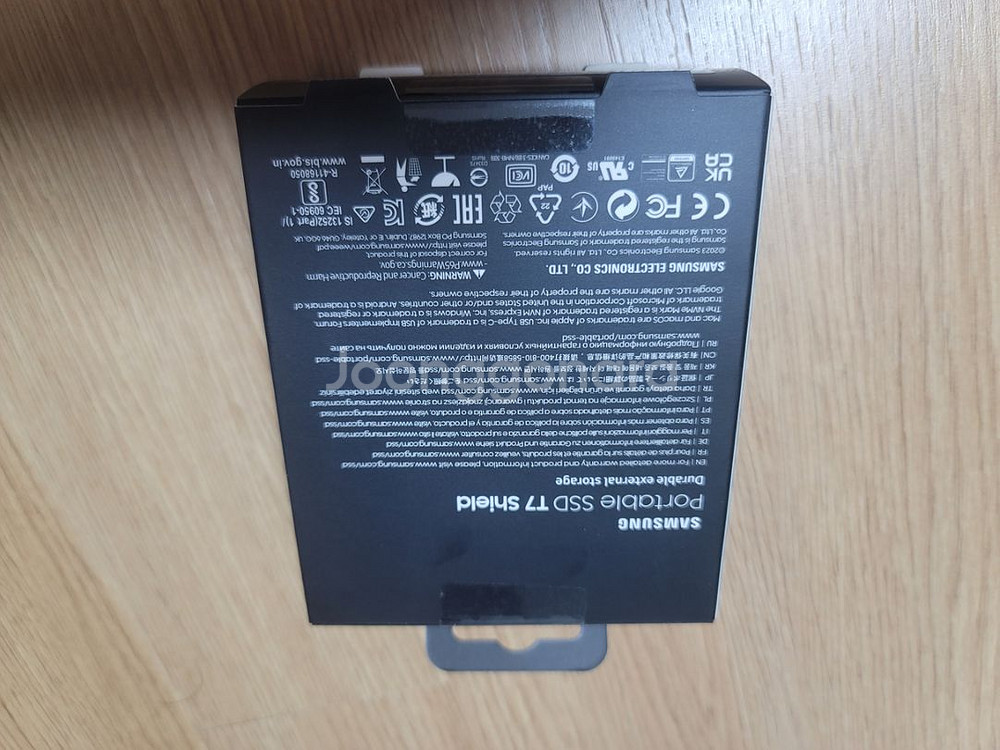 삼성 T7 shield 2TB 미개봉--2