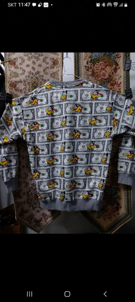 L 모스키노 미키마우스 패턴 맨투맨 상태A--1