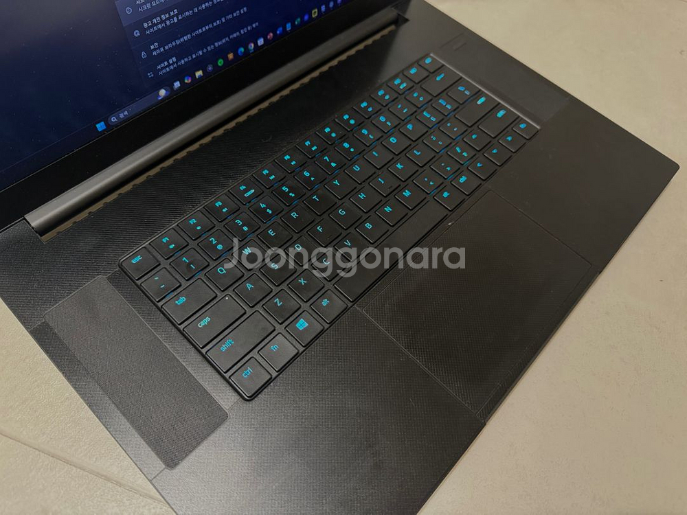 레이저 블레이드 프로 17인치 (1TB)--4