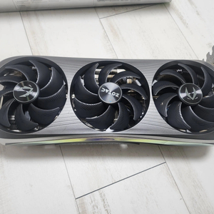 zotac 4070ti amp extreme팝니다