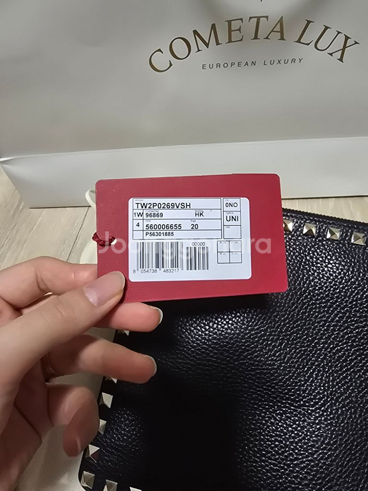 발렌티노 클러치 판매합니다--2