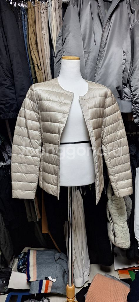 여자경량패딩90사이즈--1